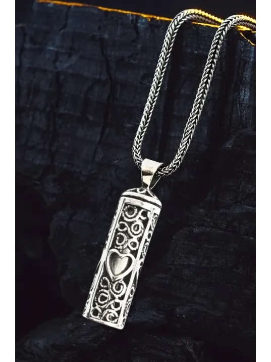 Erkek Gümüş Cevşen Kolye - Kalp Motifli İçi Dualı Erkek Gümüş Cevşen Kolye