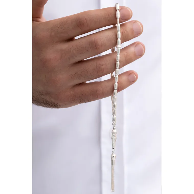 Gümüş Tespih Arpa Kesim Çizgili Büyük Boy 22 Gram Gümüş Tespih Arpa Kesim Çizgili Büyük Boy 22 Gram