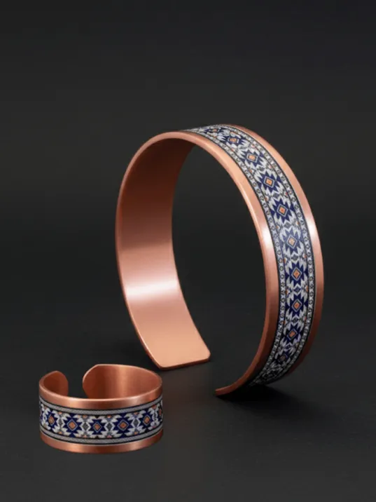 Kadın Bakır Bileklik Yüzük Set - Formacha Model Özel Baskı Metal Kutu Ve Kuvars Taşı Kadın Bakır Bileklik Yüzük Set - Formacha Model Özel Baskı Metal Kutu Ve Kuvars Taşı