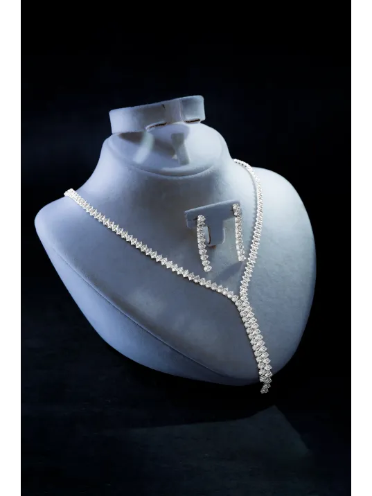 Kadın Bijuteri Kolye Küpe Set - Clara Model Zirkon Taşlı Zarif Su Yolu Set