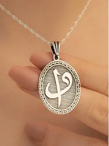 Oval Model Elif Vav Yazılı Bayan Gümüş Kolye Parlak Model Gklallhyzl1-gms