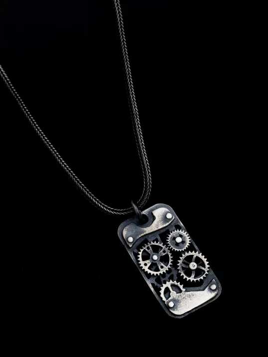 Erkek Gümüş Kolye - Oksitli Model Makina Mühendislerine Dişli Çarklı Mekanizma Gümüş Kolye
