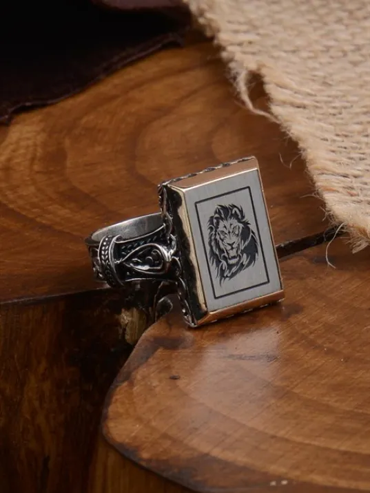 Aslan Başı Model Yanı İşlemeli Erkek Gümüş Yüzük