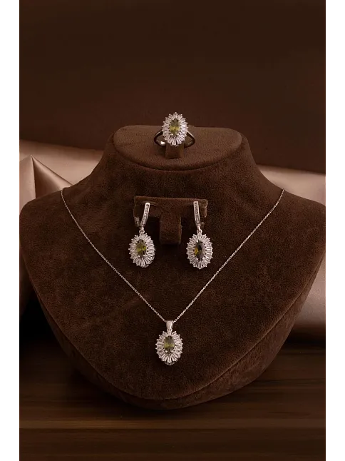 Kadın Gümüş Set - Mekik Model Zultanit Taşlı Baget Süslemeli Rodyumlu Kadın Set