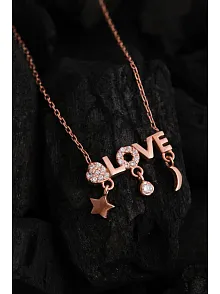 Kadın Gümüş Kolye - Sevgililer Günü - Hediye - Rose Kaplama Love Yazılı Kalp Motifli Kadın Kolye