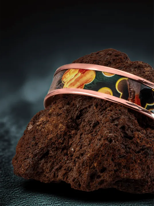 Kadın Bakır Bileklik - Ester Model Özel Baskı Metal Kutu Ve Doğal Taşlar Kadın Bakır Bileklik - Ester Model Özel Baskı Metal Kutu Ve Doğal Taşlar