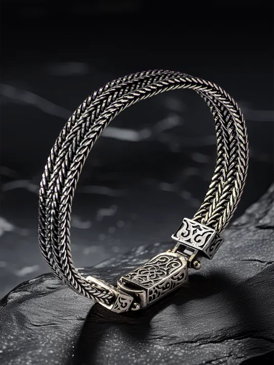 Erkek Gümüş Bileklik - Uzak Şehir Dizisi Cihan Albora Bilekliği Çift Sıra Yassı Tilki Kuyruğu Künye Erkek Gümüş Bileklik - Uzak Şehir Dizisi Cihan Albora Bilekliği Çift Sıra Yassı Tilki Kuyruğu Künye