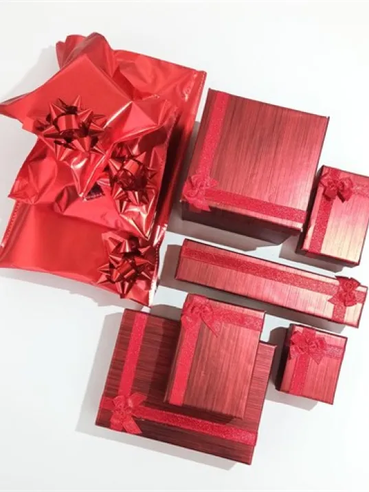 Kişiye Özel İsim Yazılan Kırmızı Hediye Kutusu Paketi DKOHEDIYE01-KRM Kişiye Özel İsim Yazılan Kırmızı Hediye Kutusu Paketi DKOHEDIYE01-KRM