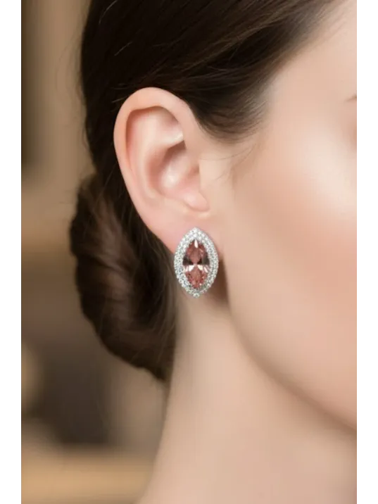 Kadın Gümüş Küpe - 925 Ayar Gümüş Mekik Model Zultanit Taşlı Küpe