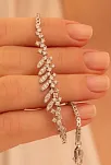 Kadın Gümüş Bileklik - Nigar Zirkon Taşlı Yaprak Model Kadın Bileklik