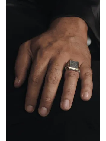 Kişiye Nasihat Olarak Ölüm Yeter Yazılı Kare Model Gümüş Erkek Yüzük GYZNASHTOLM-GMS Kişiye Nasihat Olarak Ölüm Yeter Yazılı Kare Model Gümüş Erkek Yüzük GYZNASHTOLM-GMS