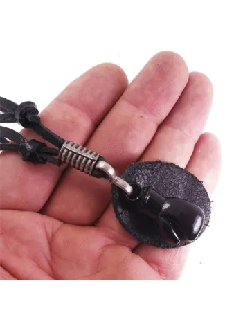 Siyah Boks Eldiveni Erkek Deri Kolye