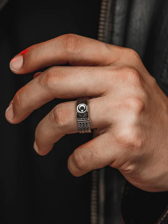 Erkek Gümüş Yüzük - Kral Zincirli Ay Yıldız İşlemeli Erkek Yüzük