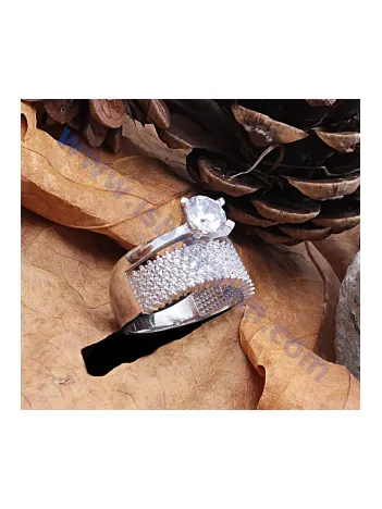 Tektaş Kadın Yüzük - Zirkon Pırlanta 925 Ayar Gümüş Kadın Yüzük