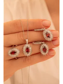 Kadın Gümüş Set - Mekik Model Yakut Taşlı Baget Süslemeli Rodyumlu Kadın Set