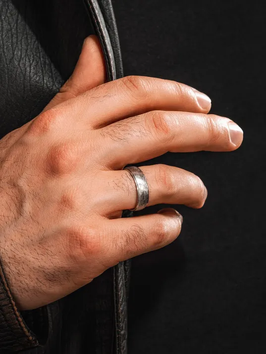 925 Ayar Gümüş Mat Yüzeyli Erkek Alyans Yüzük