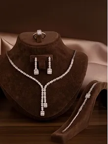 Kadın Gümüş Takı Seti - Sultan Baget Taşlı Zirkon Süslemeli Kolye, Bileklik, Yüzük, Küpe Tam Set