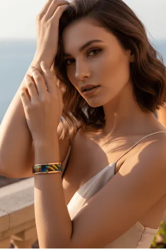 Kadın Bakır Bileklik - Nadia Model Özel Baskı Metal Kutu Ve Kuvars Taşı
