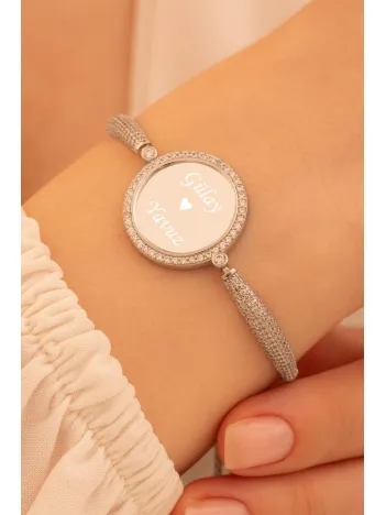 Kadın Gümüş Bileklik - İsim Yazılabilir Yuvarlak Plaka Asansörlü Kadın Bileklik