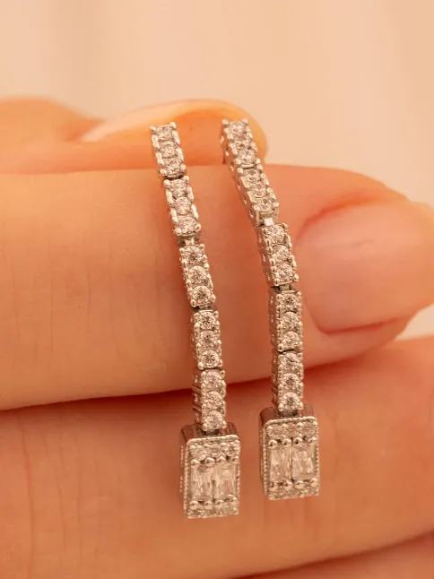 Kadın Gümüş Küpe - Süreyya Baget Taşlı Kare Model Kadın Küpe Kadın Gümüş Küpe - Süreyya Baget Taşlı Kare Model Kadın Küpe