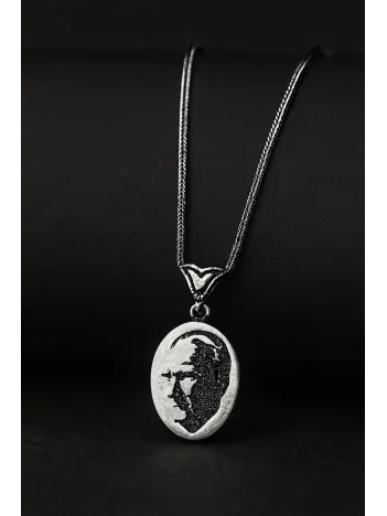 Erkek Gümüş Kolye - Oval Atatürk Motifli Erkek Gümüş