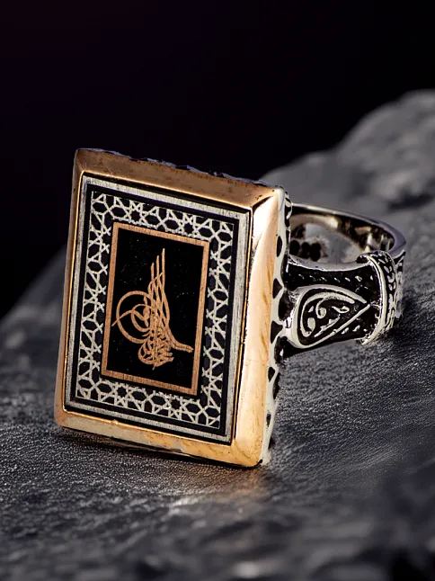Erkek Osmanlı Tuğrası İşlemeli Dikdörtgen Model 925 Ayar Gümüş Yüzük