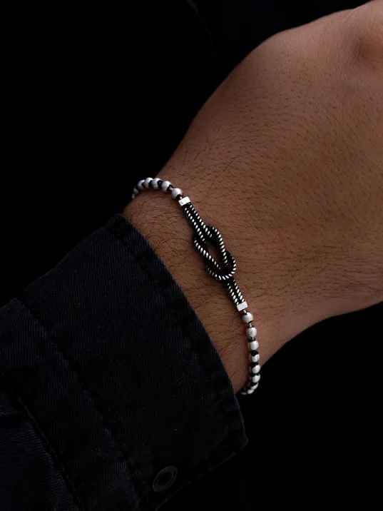 Erkek Gümüş Bileklik - Top Zincirli Gemici Düğümü Model Gümüş Bileklik Erkek Gümüş Bileklik - Top Zincirli Gemici Düğümü Model Gümüş Bileklik