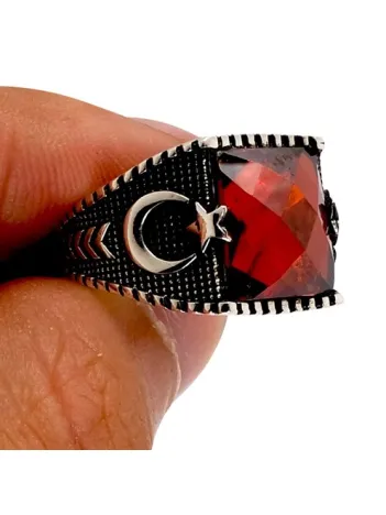 Kırmızı Zirkon Taşlı Ay Yıldızlı Gümüş Erkek Yüzük Kırmızı Zirkon Taşlı Ay Yıldızlı Gümüş Erkek Yüzük