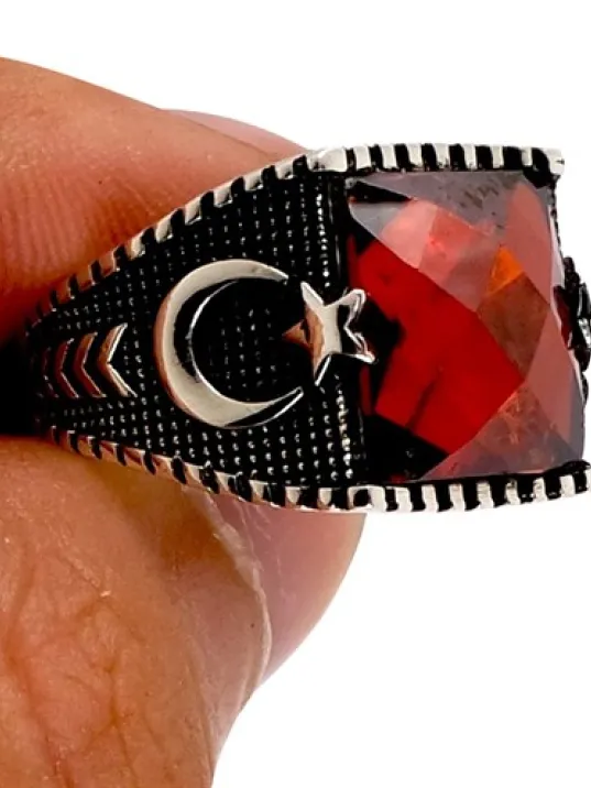 Kırmızı Zirkon Taşlı Ay Yıldızlı Gümüş Erkek Yüzük