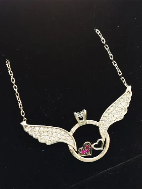Gümüş Kanatlı Tektaşlı Kalpli Bayan Kolye