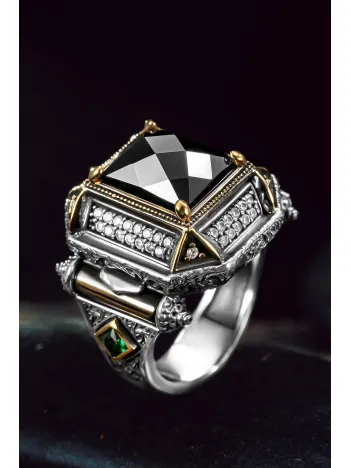 Erkek Gümüş Yüzük - Siyah Zirkon Taşlı Oyma Model 925 Ayar Erkek Yüzük