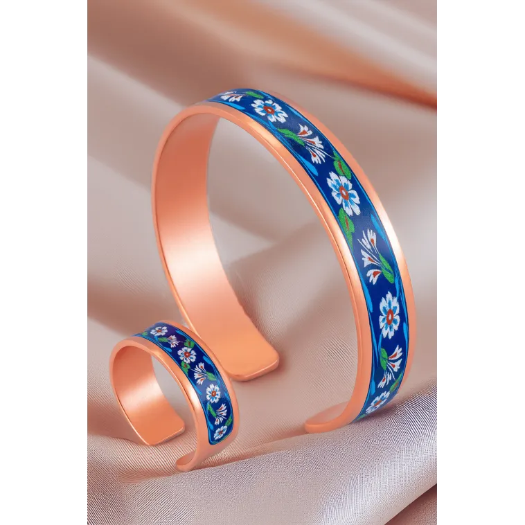 Kadın Bakır Bileklik Yüzük Set - Sunflower Model Özel Baskı Metal Kutu Ve Kuvars Taşı Kadın Bakır Bileklik Yüzük Set - Sunflower Model Özel Baskı Metal Kutu Ve Kuvars Taşı