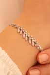 Kadın Gümüş Bileklik - Nigar Zirkon Taşlı Yaprak Model Kadın Bileklik Kadın Gümüş Bileklik - Nigar Zirkon Taşlı Yaprak Model Kadın Bileklik
