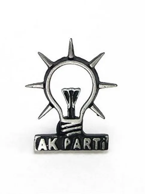 Gümüş Akparti Rozeti