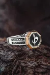 Erkek Gümüş Yüzük - Zirkon Taşlı Vav Elif İşlemeli Erkek Yüzük Erkek Gümüş Yüzük - Zirkon Taşlı Vav Elif İşlemeli Erkek Yüzük