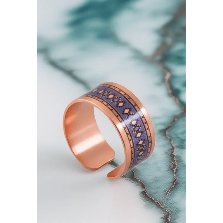 Kadın Bakır Yüzük - Lola Model Özel Baskı Metal Kutu Ve Kuvars Taşı Kadın Bakır Yüzük - Lola Model Özel Baskı Metal Kutu Ve Kuvars Taşı