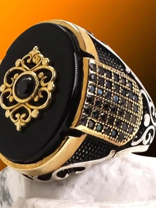 Nano Taş Detaylı Oniks Taşlı Otantik Gümüş Erkek Yüzük