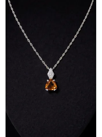 Kadın Gümüş Kolye - Üçgen Kesim Zultanit Taşlı Gümüş Kolye