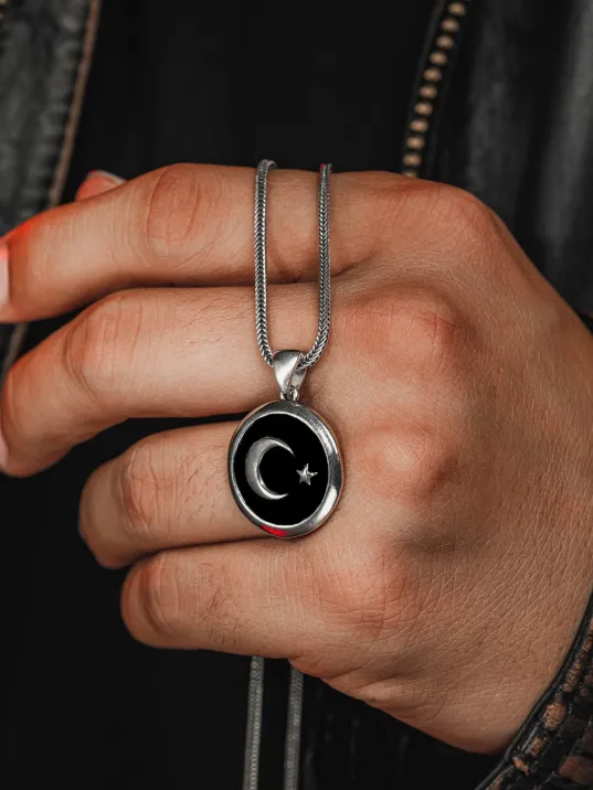 Erkek Gümüş Kolye - Türk Bayrağı Ay Yıldız Erkek Gümüş Kolye Zincir Erkek Gümüş Kolye - Türk Bayrağı Ay Yıldız Erkek Gümüş Kolye Zincir