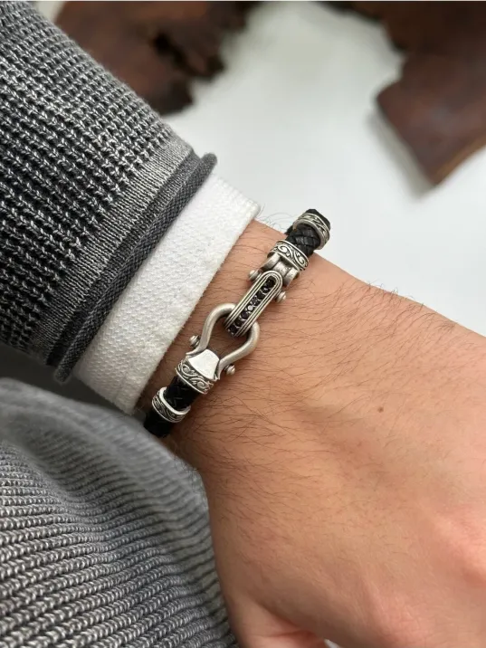 Erkek Hakiki Deri Zirkon Taş İşlemeli Deri Bileklik