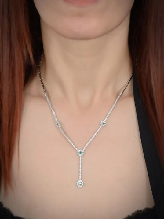 Ahenk Bayan Zümrüt Taşlı Gümüş Su Yolu Set - Kolye, Bileklik, Küpe, Yüzük Ahenk Bayan Zümrüt Taşlı Gümüş Su Yolu Set - Kolye, Bileklik, Küpe, Yüzük