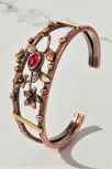 Kadın Bakır Bileklik - Kırmızı Akik Taşlı Oval Model Çiçek Motif Bilezik Metal Kutu ve Doğal Taş