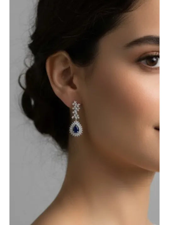 Çise Safir Taşlı Gümüş Su Yolu Küpe Çise Safir Taşlı Gümüş Su Yolu Küpe