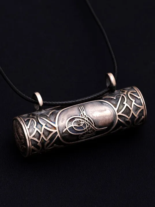 Erkek Gümüş Kolye - Cevşen Osmanlı Tuğralı İri Boy Gümüş Muska Kolye