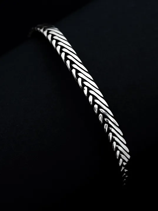 Erkek Gümüş Bileklik - Tilki Kuyruğu Model 1 Gümüş Kelepçe Bileklik Erkek Gümüş Bileklik - Tilki Kuyruğu Model 1 Gümüş Kelepçe Bileklik