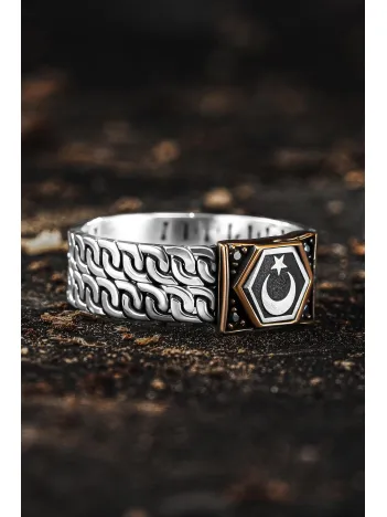 Erkek Gümüş Yüzük -Zirkon Taşlı Ay Yıldız İşlemeli Sarmal Model Erkek Yüzük Erkek Gümüş Yüzük -Zirkon Taşlı Ay Yıldız İşlemeli Sarmal Model Erkek Yüzük