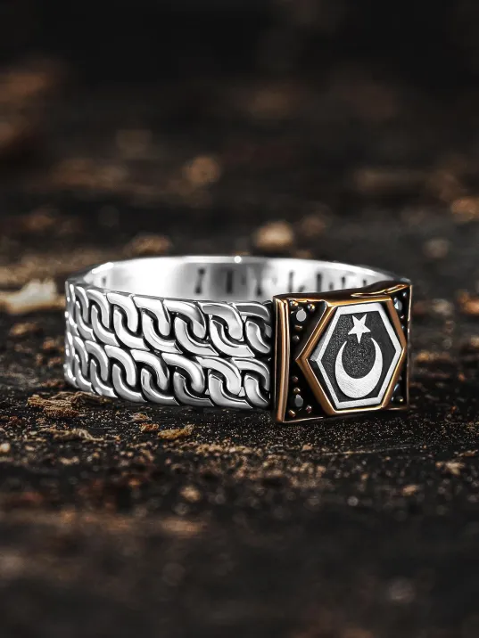 Erkek Gümüş Yüzük -Zirkon Taşlı Ay Yıldız İşlemeli Sarmal Model Erkek Yüzük