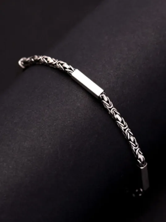 Erkek Kral Gümüş Bileklik Künye Özel Tasarım Kare Parçalı 3,5mm Erkek Kral Gümüş Bileklik Künye Özel Tasarım Kare Parçalı 3,5mm