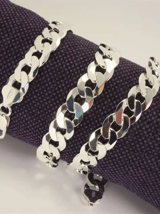 Erkek Gurmet Kolye Zincir Kalın 11mm İtalyan Malı Mükemmel Kalite Erkek Gurmet Kolye Zincir Kalın 11mm İtalyan Malı Mükemmel Kalite