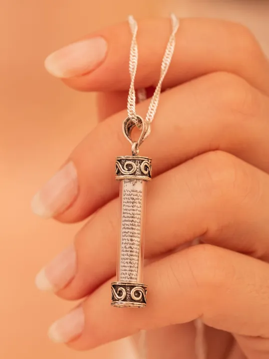 Camlı Gümüş Cevşen Muska Kadın Kolye Zincir